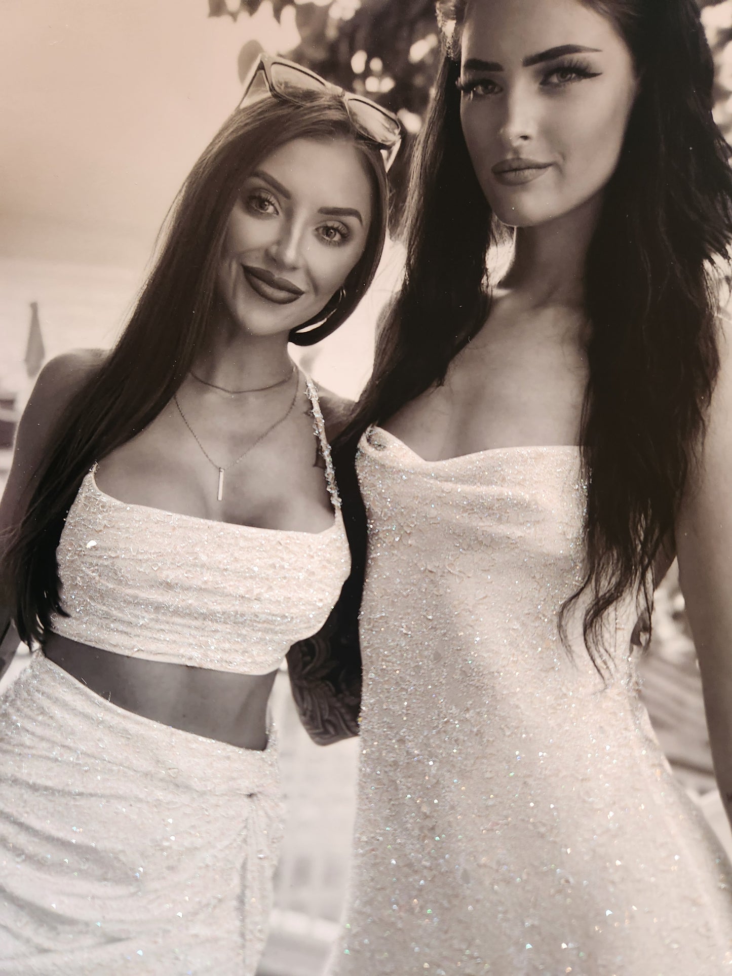 The Opal Edition – A rare gem for your rarest memories. Soft sparkle with polished depth for delicate, high-quality portraits.